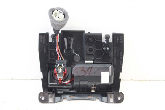 AUDI A4 A5 Q5 SQ5 FL POPIELNICZKA 8K0857951C 8K0 857 951 C schowek zapalniczka przednia przód tunelu 8K0857951 WZT V10 8K0857951