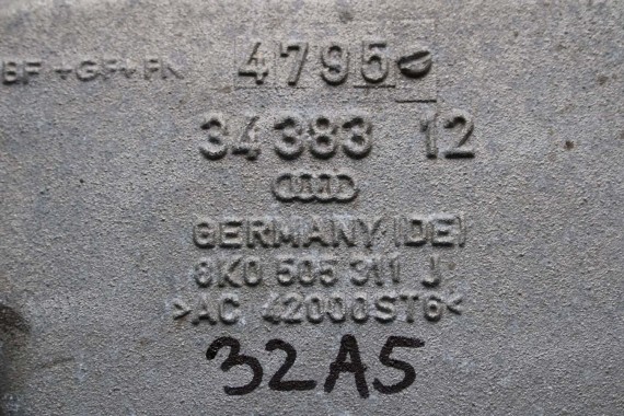 AUDI A4 A5 WAHACZ 8K0505311J 8K0505312J tył tylny 8K 8T A6 4G 8K0505311G 8K0505312G 8K0505311H 8K0505312H 8K0505311J 8K0505312J