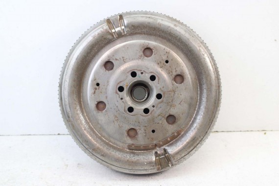VW SPRZĘGŁO KOŁO DWUMASOWE 022141031S 03L105266BQ ZAMACHOWE tarcza + docisk sprzęgła 04L105266B 022141015S 022141015SX 03L141025