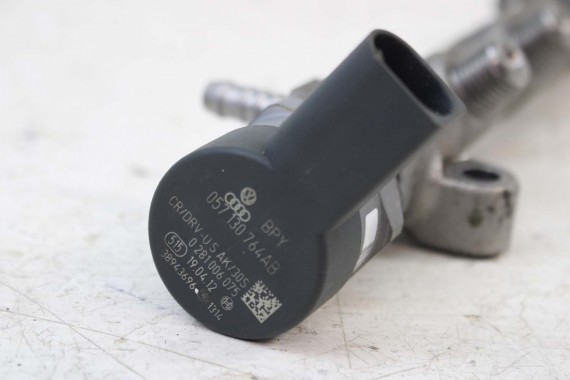 VW AUDI SKODA SEAT LISTWA WTRYSKOWA 04L130089B 04L 130 089 B rozdzielacz paliwa 2.0 TDi diesel 04L130089B 04L130089B 04L130089B