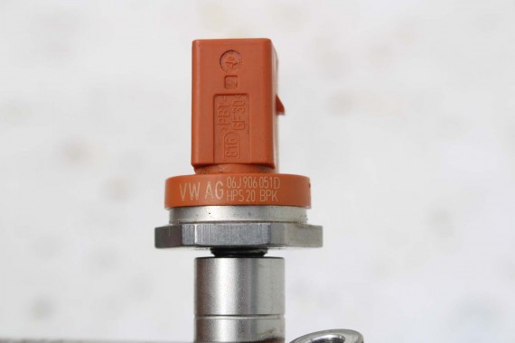 AUDI VW LISTWA WTRYSKOWA 06H133317D 06H133317 rozdzielacz paliwa 06H133317D 06H133317 06H133317C 06H133317D 06H133317 06H133317C