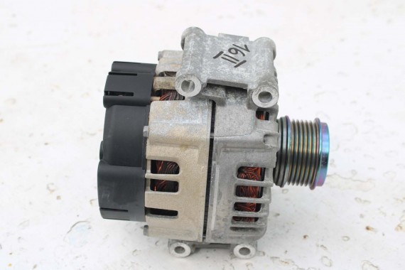 AUDI A4 A5 Q5 ALTERNATOR 06H903017K 06H 903 017 K VALEO 06H903017K 06H903018M 06H903018MX 06H903017K 06H903017K 180A FGN20S015