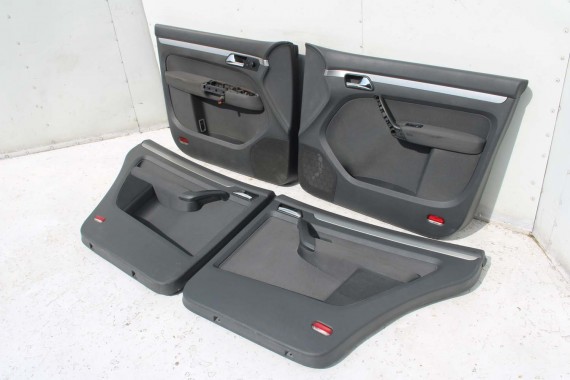 VW TOURAN BOCZEK BOCZKI DRZWI drzwiowe tapicerka antarcyt welur 1T1867011 1T1867012 1T0867211 1T0867212 1T1867011 1T1867012 1T0