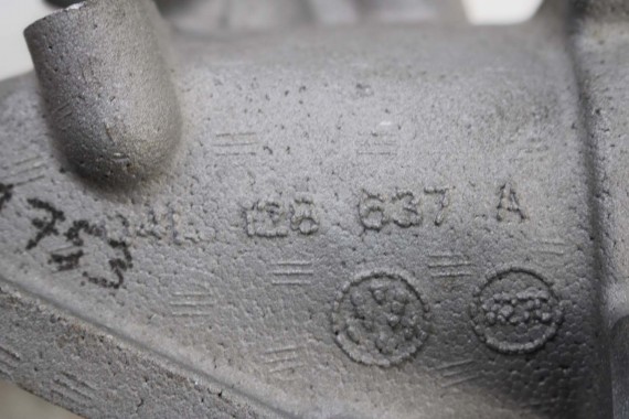 VW AUDI SKODA SEAT KRÓCIEC 04L128637A PRZYŁĄCZENIOWY nakładka rury ssacej silnik 1.6 2.0 TDi 04L128637A 04L128637A 04L128637A