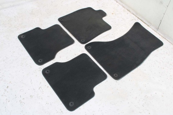 AUDI A6 A7 DYWANIKI PODŁOGI 4G1863691 4G0864450 wycieraczki 4G0864450 4G1 863 691 QA5 czarny 4G1863691 4G0864450 4G1863691 4G C7
