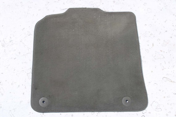 AUDI Q5 DYWANIKI WYCIERACZKI PODŁOGI 8R1863691 8R1 863 691 8R kolor JN0 beż DYWANIKÓW 8R1863691 8R0864450 8R1863691B 8R1863691D