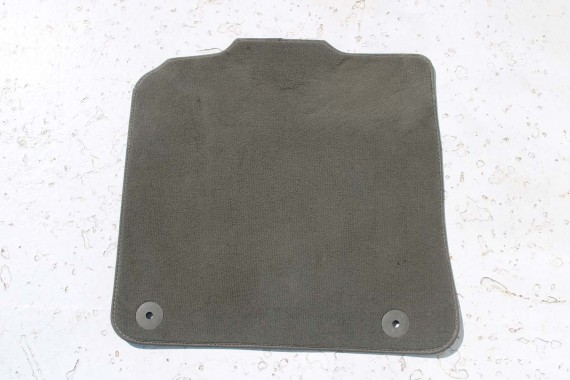 AUDI Q5 DYWANIKI WYCIERACZKI PODŁOGI 8R1863691 8R1 863 691 8R kolor JN0 beż DYWANIKÓW 8R1863691 8R0864450 8R1863691B 8R1863691D