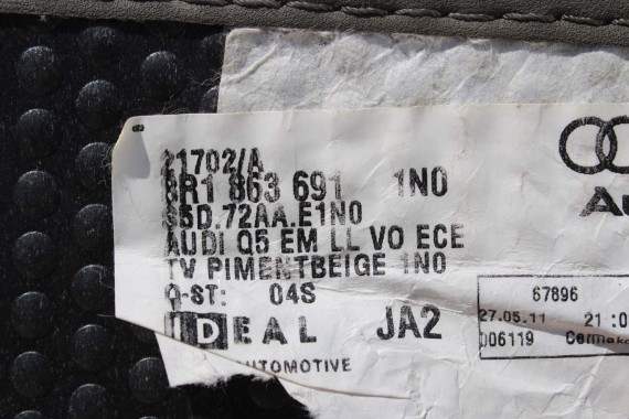 AUDI Q5 DYWANIKI WYCIERACZKI PODŁOGI 8R1863691 8R1 863 691 8R kolor JN0 beż DYWANIKÓW 8R1863691 8R0864450 8R1863691B 8R1863691D