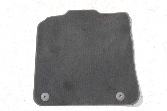 AUDI Q5 DYWANIKI WYCIERACZKI PODŁOGI 8R1863691 8R1 863 691 8R kolor 9AM czarny 8R1863691 8R1863691 8R1863691 8R0864450 8R1863691
