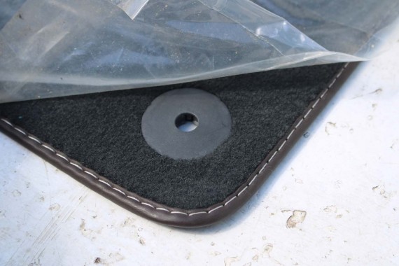 AUDI A6 A7 DYWANIKI PODŁOGI 4G1863691 4G0864450 wycieraczki 4G0863723 4G0863724 4G1863713 4G1863714 czarny soul LIFT 4G1863691