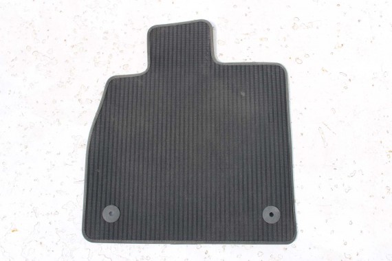 AUDI TT DYWANIKI WYCIERACZKI PODŁOGI S-LINE 8S1863691A 8S1 863 691 LP6 czerń 8S1863691 8S1863691A 8S1863691D 8S1863691 8S1863691