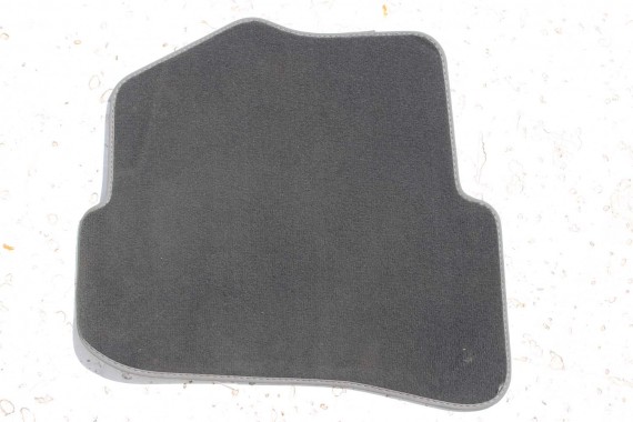 AUDI A1 DYWANIKI PODŁOGI WYCIERACZKI 8X1863691A 8X1 863 691 A MOY 8X1863691 8X0864450 8X0863724 8X1863691A 8X1863713 8X1863714