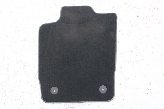 AUDI A1 DYWANIKI PODŁOGI WYCIERACZKI 8X1863691A 8X1 863 691 A MOY 8X1863691 8X0864450 8X0863724 8X1863691A 8X1863713 8X1863714