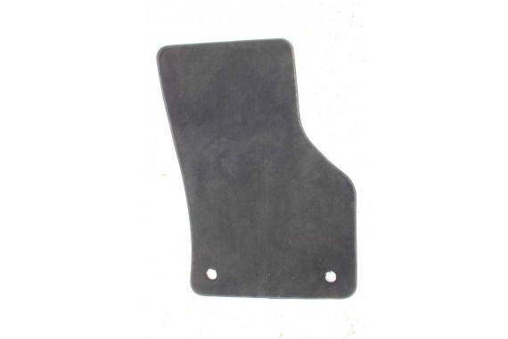 AUDI A3 DYWANIKI WYCIERACZKI PODŁOGI 8V1863691 8V3863011 dywanik QA5 czarny 8V3863011 8V1863691 8V1864435 8V1863436 8V3863011 8V