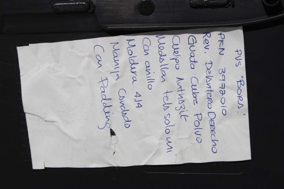 VW JETTA BOCZKI DRZWIOWE BOCZEK TAPICERKA 1K5 welur kolor antracyt 1K4867011 1K4867012 1K5867211 1K5867212 1K5867211 1K5867212