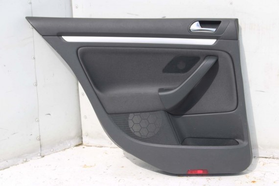 VW JETTA BOCZKI DRZWIOWE BOCZEK TAPICERKA 1K5 welur kolor antracyt 1K4867011 1K4867012 1K5867211 1K5867212 1K5867211 1K5867212