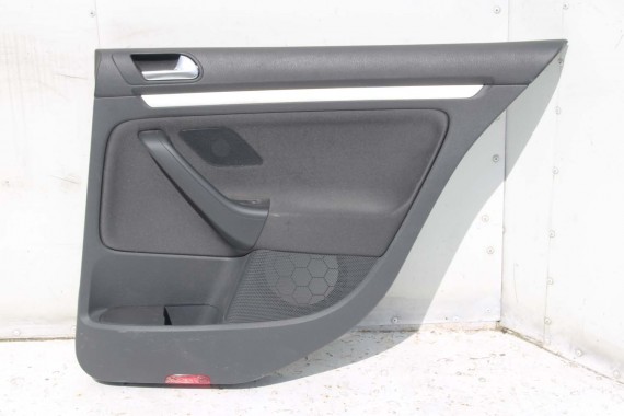 VW JETTA BOCZKI DRZWIOWE BOCZEK TAPICERKA 1K5 welur kolor antracyt 1K4867011 1K4867012 1K5867211 1K5867212 1K5867211 1K5867212