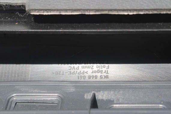 VW JETTA BOCZKI DRZWIOWE BOCZEK TAPICERKA 1K5 welur kolor antracyt 1K4867011 1K4867012 1K5867211 1K5867212 1K5867211 1K5867212