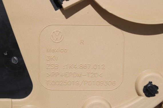 VW JETTA BOCZKI DRZWIOWE BOCZEK TAPICERKA 1K5 welurbeż 1K4867011 1K4867012 1K5867211 1K5867212 1K5867211 1K5867212 1K4867012
