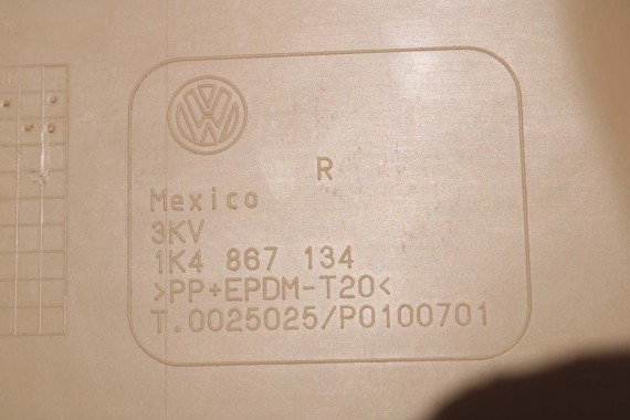 VW JETTA BOCZKI DRZWIOWE BOCZEK TAPICERKA 1K5 welurbeż 1K4867011 1K4867012 1K5867211 1K5867212 1K5867211 1K5867212 1K4867012