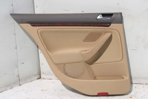 VW JETTA BOCZKI DRZWIOWE BOCZEK TAPICERKA 1K5 welurbeż 1K4867011 1K4867012 1K5867211 1K5867212 1K5867211 1K5867212 1K4867012