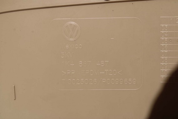 VW JETTA BOCZKI DRZWIOWE BOCZEK TAPICERKA 1K5 welurbeż 1K4867011 1K4867012 1K5867211 1K5867212 1K5867211 1K5867212 1K4867012