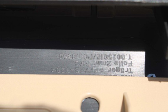 VW JETTA BOCZKI DRZWIOWE BOCZEK TAPICERKA 1K5 welurbeż 1K4867011 1K4867012 1K5867211 1K5867212 1K5867211 1K5867212 1K4867012