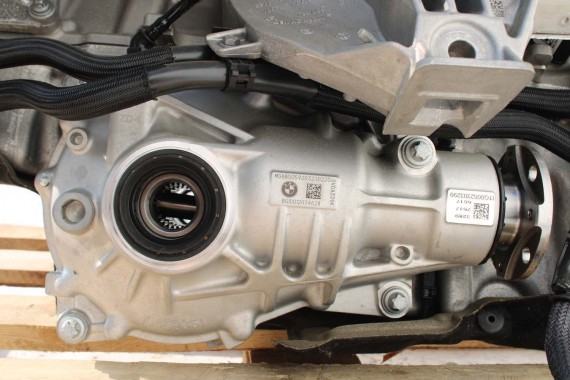 BMW X5 X6 X7 REDUKTOR 8850592 przekładnia napędowa przedniej osi SILNIK 3.0 B58_B30P G05 G07 TwinPower B58N 8850592 31508850592