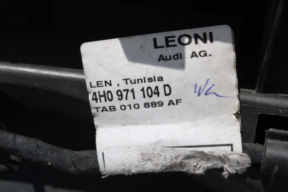 AUDI A8 LZ5D 4H D4 TYŁ ZDERZAK tylny + KLAPA BAGAŻNIKA 4H0 Kolor: 7X7X LZ5D błękit nocy 4H0807511 4H0807385 4H0807521 4H0827023