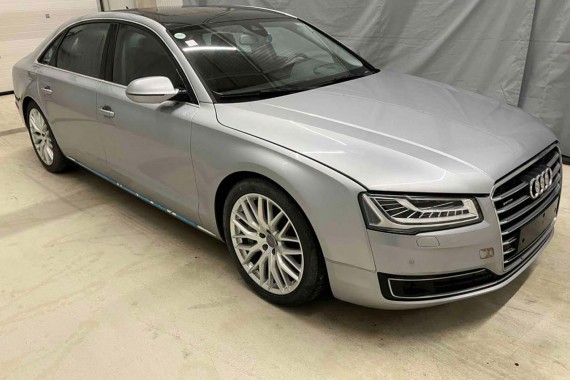 AUDI A8 4H LIFT PRZÓD Matrix maska błotniki zderzak pas przedni lampy wzmocnienie błotnik lampa LZ7G srebrny D4 4H0941035 L5L5