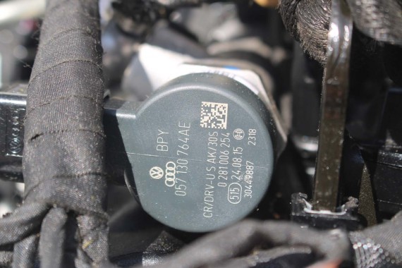 AUDI VW LISTWA WTRYSKOWA 059130090CN 059130089BT 3.0 TDi rozdzielacz paliwa 059130090BS 059130090CB 059130090CN 059130089BT