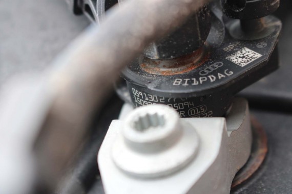 AUDI UKŁAD PALIWOWY 3.0 TDi WTRYSKI 059130277CP + LISTWA 059130089BT 059130090CN 057130764AE pompa 059130755CD silnik diesel VW