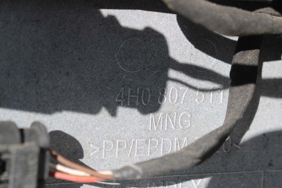 AUDI A8 LS9R 4H D4 TYŁ ZDERZAK tylny + KLAPA BAGAŻNIKA D4 4H0 2010-14 Kolor: 2Y2Y biały 4H0807511 4H0807521 4H0827023B 4H0827023