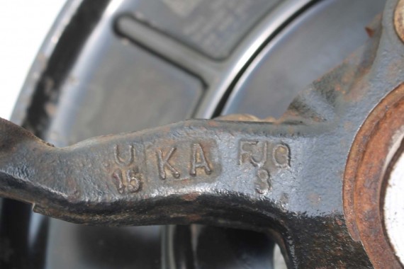 VW AUDI SKODA SEAT ZWROTNICA 1K0407255 1K0407256 PRAWA LEWA 1K0 407 255 1K0 407 256 łożysko przód przednia
