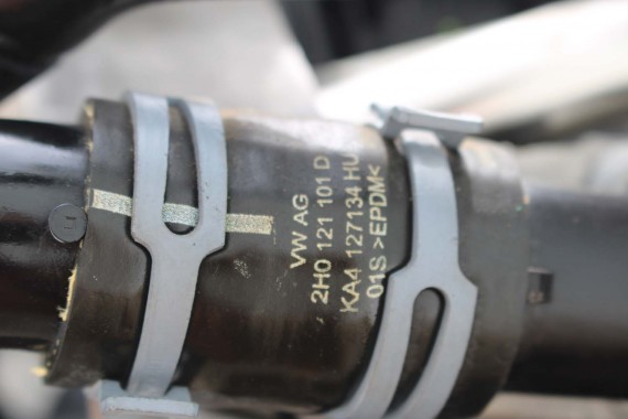 VW AMAROK WĄŻ RURKA PRZEWÓD 2H0121051F 2H0121101D 2H0122101K 2H0121051A 2H0121051B 2H0121051A 2H0121101 2H0122051R 2H0122096AA