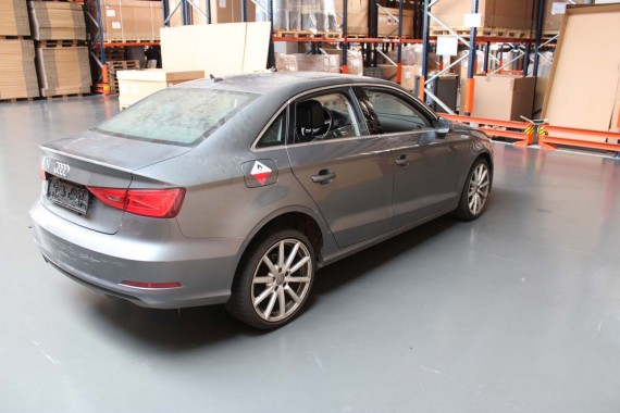 AUDI A3 SEDAN LAMPY TYLNE LED TYŁ USA 8V5945093C 8V5945094C 8V5945095C 8V5945096C 8V5 945 093 C 8V5945093J 8V5945094J 8V5945093C