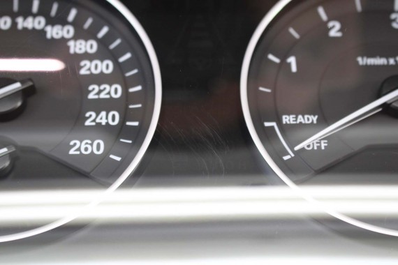 BMW X1 F48 ZEGAR 9295446 6847117 2 F45 F46 62109295446 Prędkościomierz serii 2 F45 F46 HUD 62105A03E63 62106834488 62106843092