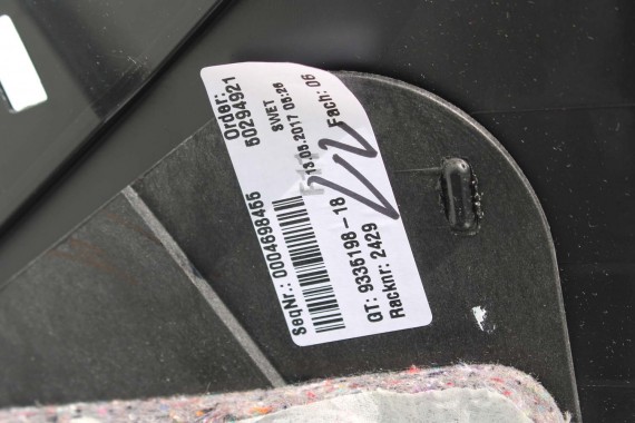 BMW X1 F48 TUNEL 9335198 ŚRODKOWY kolor czarny 52209335198 51169335198 9335198 9335198 9335198 9335198 9335198 9335198 9335198
