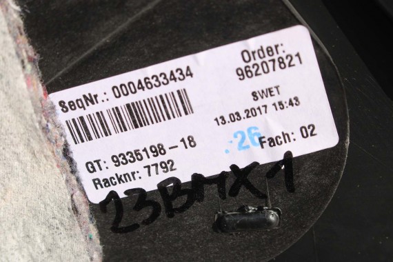 BMW X1 F48 TUNEL 9335198 ŚRODKOWY kolor czarny 52209335198 51169335198 9335198 9335198 9335198 9335198 9335198 9335198 9335198