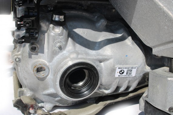 BMW 3 G20 SILNIK REDUKTOR...