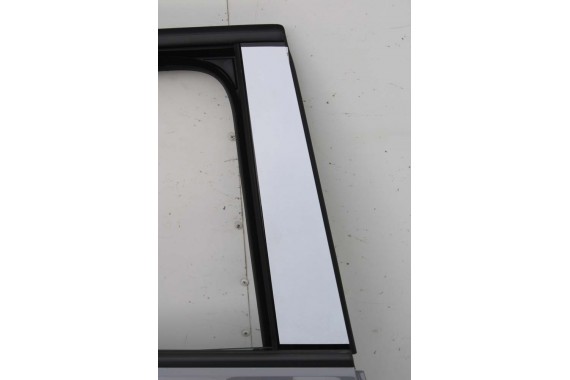 VW ID4 Pro DRZWI PRAWE PRZÓD + TYŁ STRONA PRAWA przednie + tylne 2 sztuki C2C2 LA7C 11A831056A 11A833056 11A831056 11A833056