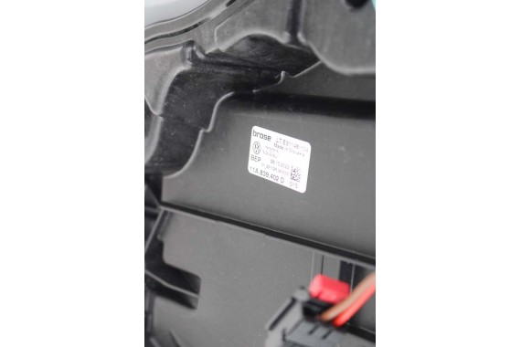 VW ID4 Pro DRZWI PRAWE PRZÓD + TYŁ STRONA PRAWA przednie + tylne 2 sztuki C2C2 LA7C 11A831056A 11A833056 11A831056 11A833056
