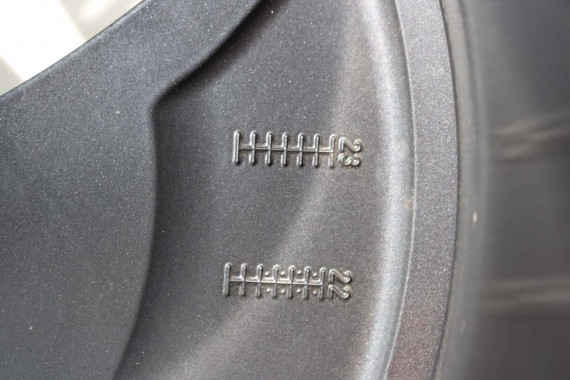 VW ID4 Pro ID5 FELGI 19 cali OPONY KOŁA11A601025M felga 8J*19H2 ET45 opona BRIDGESTONE 235/55 R19 101T 255/50 103T 11A601025M