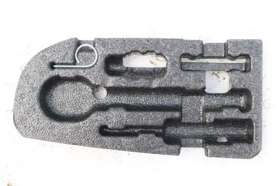 VW ID4 STYROPIAN BAGAŻNIKA 10A012115C 10A012115C + HAK ucho 10A012115C 10A012115B 4H0805615A 6X0012243 4H0805615A 10A012115