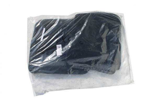 BMW X1 F48 DYWANIKI PODŁOGI 7382311 wycieraczki kolor czarny 54477382311 7410384 51 47 7408920 7382311 7382311 7382311 7382311