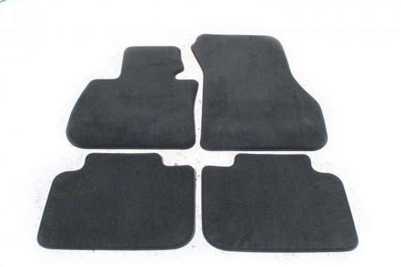 BMW X1 F48 DYWANIKI PODŁOGI 7382311 wycieraczki kolor czarny 54477382311 7410384 51 47 7408920 7382311 7382311 7382311 7382311