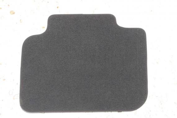 BMW X1 F48 DYWANIKI PODŁOGI 7382311 wycieraczki kolor czarny 54477382311 7410384 51 47 7408920 7382311 7382311 7382311 7382311