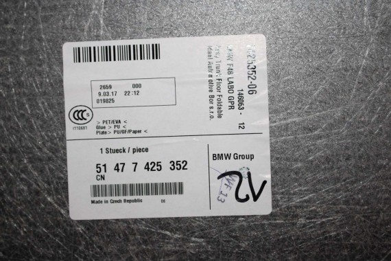 BMW X1 F48 WYKŁADZINA DYWAN BAGAŻNIKA 7425352 51 47 7425352 czarna 51477425352 tapicerka PODŁOGA 7425352 7425352 7425352 7425352