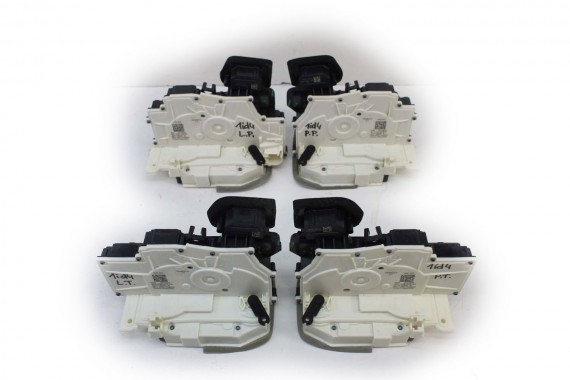 VW ID4 ZAMEK DRZWI...