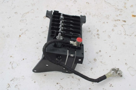 VW ID4 SKRZYNKA BEZPIECZNIKÓW 1EA937548A